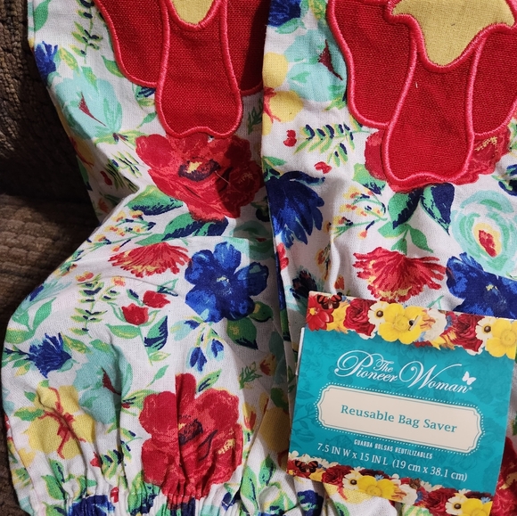 Pioneer Woman Reusable Bag Saver Chicken Rooster Floral Patchwork Design 2 Lot - Picture 2 of 8